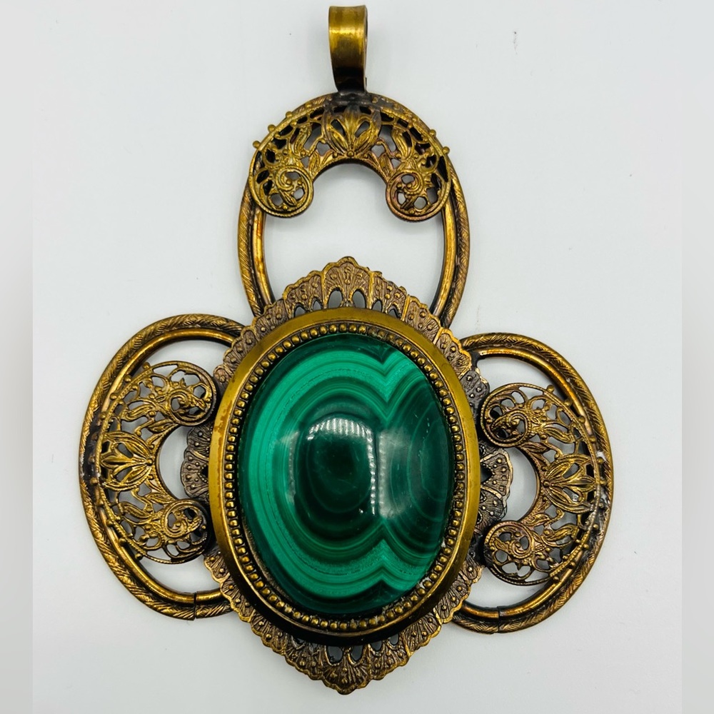 Large Pendant with Cabochon Malachite Stone